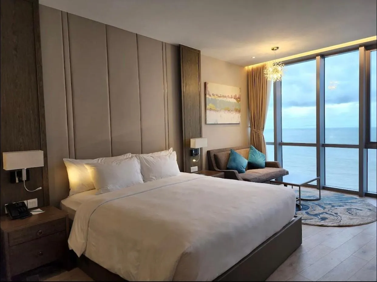 Oceanfront Grand Panorama Lejlighedshotel Nha Trang 0*,