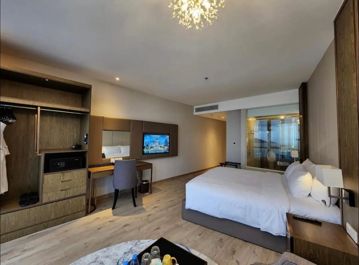 Oceanfront Grand Panorama Lejlighedshotel Nha Trang Vietnam